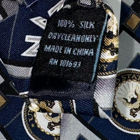 NWT United States Navy Block Pattern Silk Tie - Picture 4 of 6